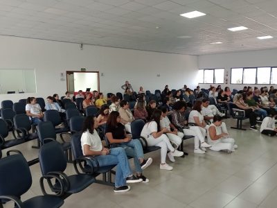 Saúde promove a Campanha DesPÉrta para o Pé Diabético Saúde promove a Campanha DesPÉrta para o Pé Diabético