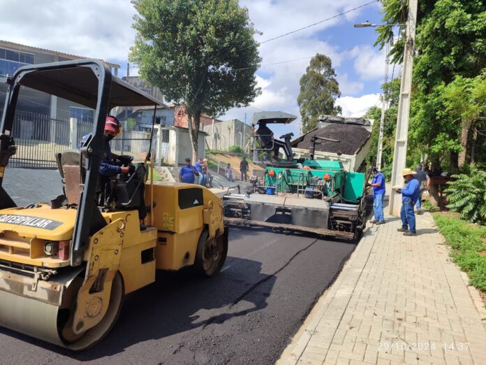 rua-gabirobeira-recebe-pavimentacao-asfaltica-de-qualidade