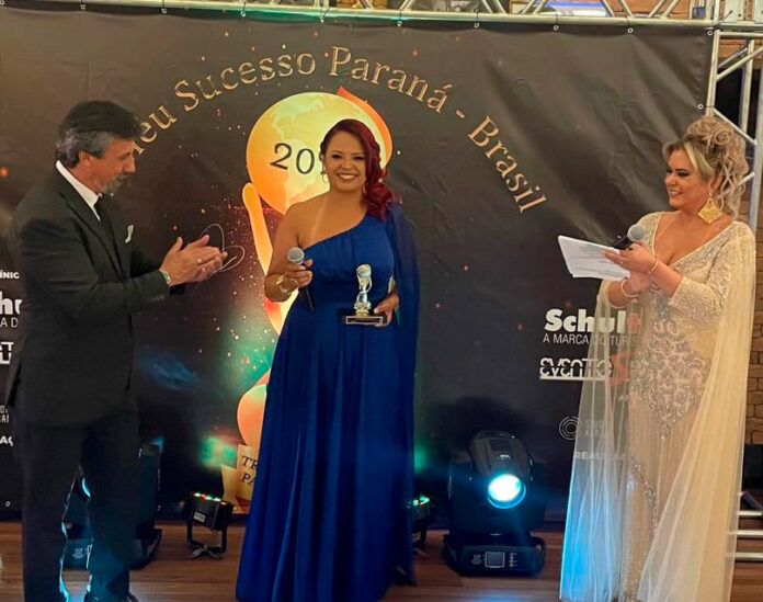 colombo-recebe-premio-sucesso-parana-2024