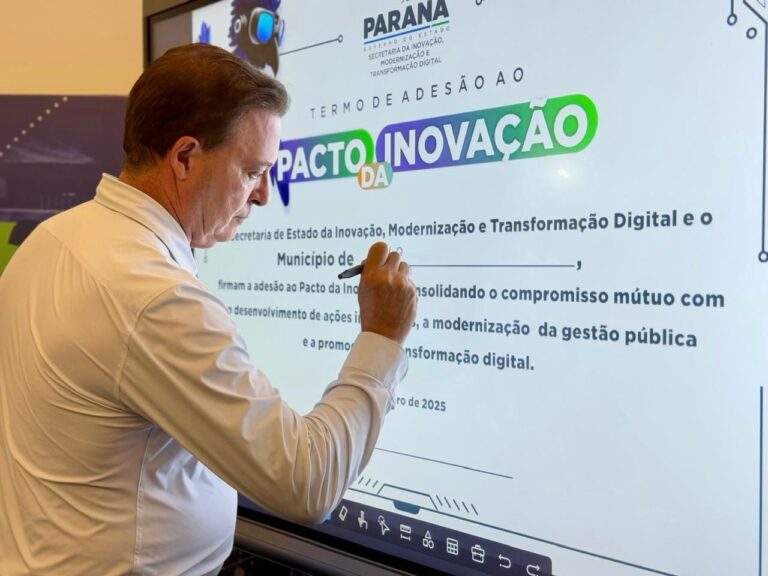 Colombo avança com o Pacto pela Inovação Paraná Colombo avança com o Pacto pela Inovação Paraná