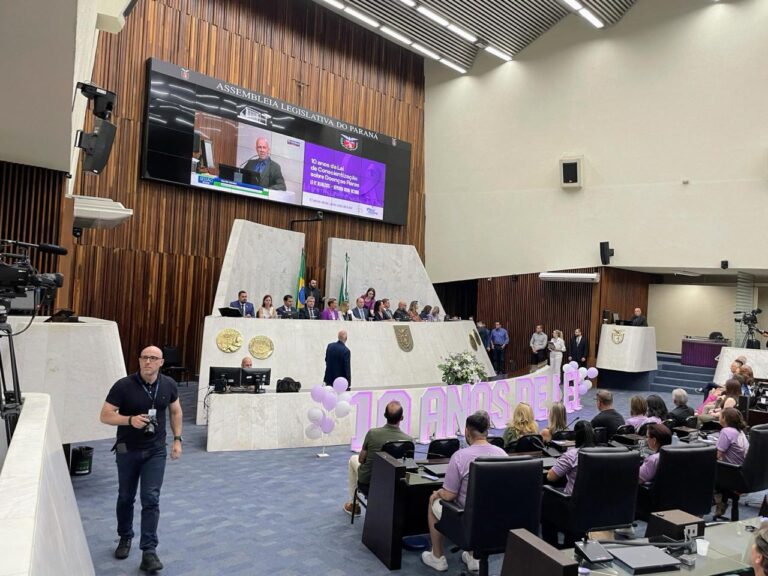 EGP participa de Sessão Solene sobre Fevereiro Roxo e Doenças Raras EGP participa de Sessão Solene sobre Fevereiro Roxo e Doenças Raras