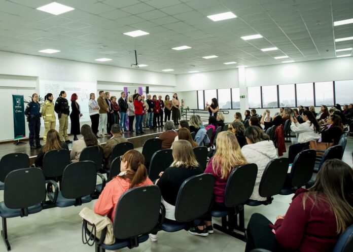 palestra-sobre-enfrentamento-a-violencia-contra-a-mulher-reune-mais-de-100-pessoas