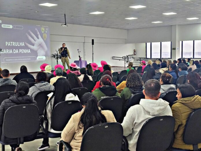 colombo-se-une-para-combater-a-violencia-contra-a-mulher-em-evento-do-agosto-lilas