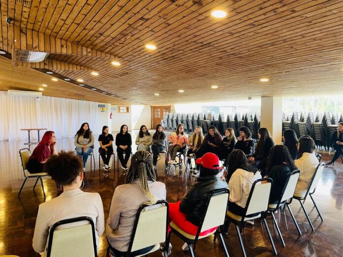 sonho-de-menina:-celebrando-sonhos-e-fortalecendo-trajetorias-femininas