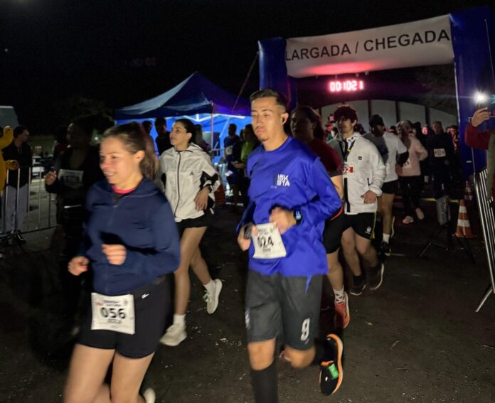 mais-de-290-atletas-participam-da-164a-edicao-da-corrida-da-lua-cheia-em-colombo