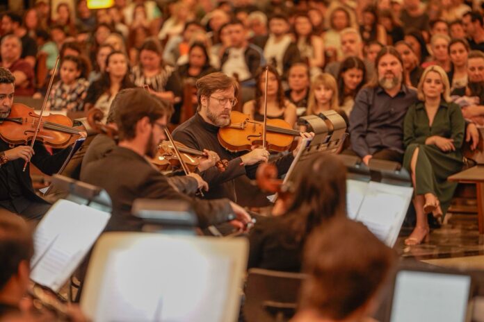 orquestra-sinfonica-do-parana-emociona-publico-colombense-em-apresentacoes-gratuitas