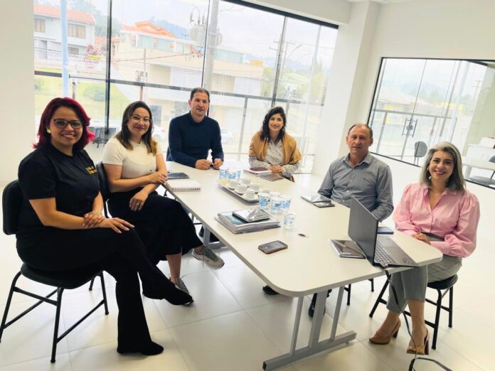escola-de-gestao-publica-promove-reuniao-para-fortalecer-conexoes-estrategicas