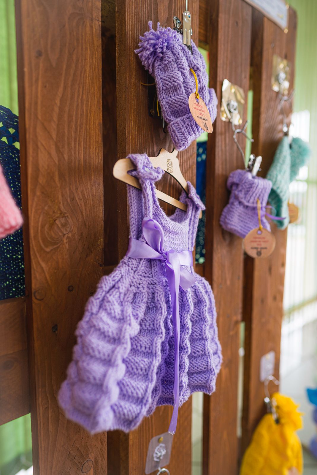 lacos-que-aquecem:-alunas-concluem-curso-de-trico-para-iniciantes