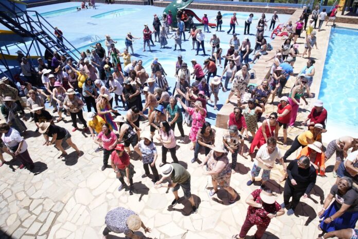 colombo-participa-do-projeto-“viaja-60-mais-parana”-e-promove-um-dia-de-lazer-para-700-idosos