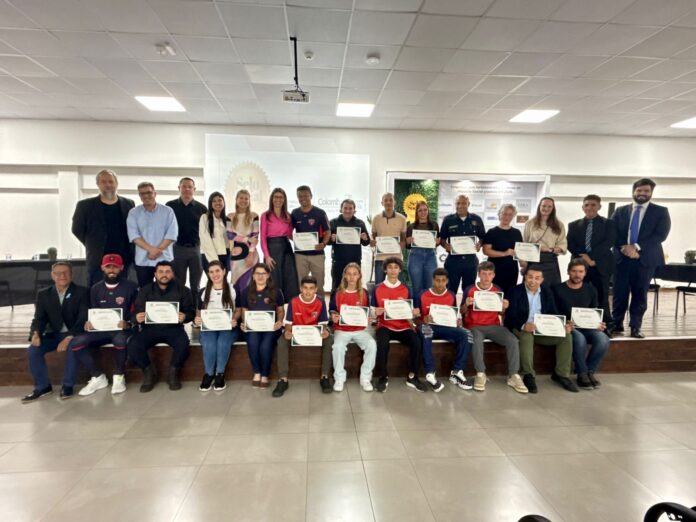 selo-social-reconhece-empresas-e-fortalece-acoes-de-impacto-em-colombo