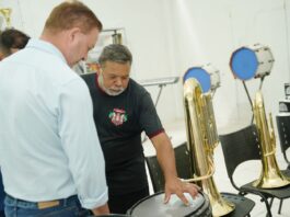 novos-instrumentos-vao-fortalecer-bandas-marciais-de-colombo