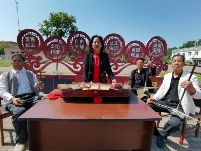 (Foto: Reprodução / Heze)