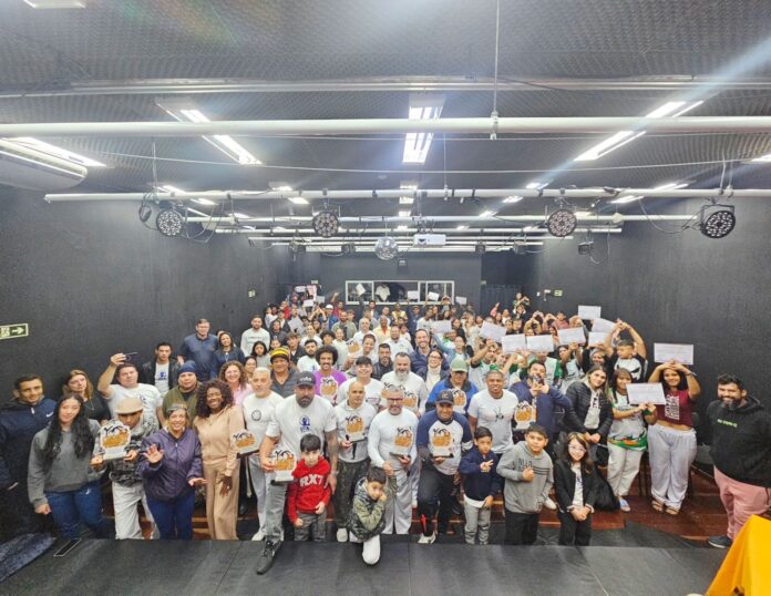 capoeira-ganha-destaque-em-encontro-que-reuniu-geracoes 