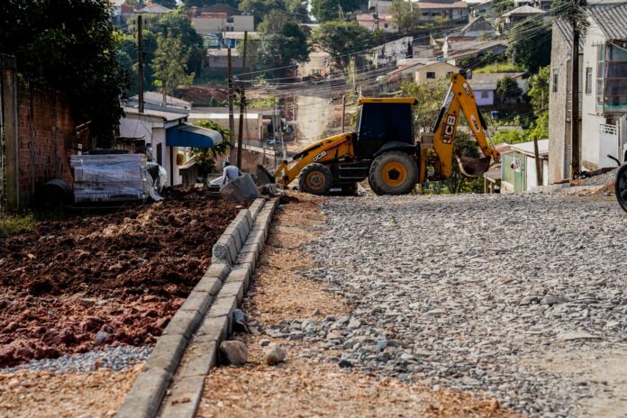 sao-dimas-recebe-obras-de-pavimentacao