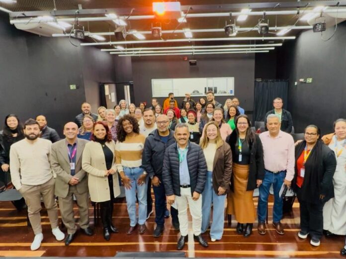 1o-seminario-municipal-de-colombo-sobre-direitos-humanos-–-respeito-hoje,-dignidade-sempre!