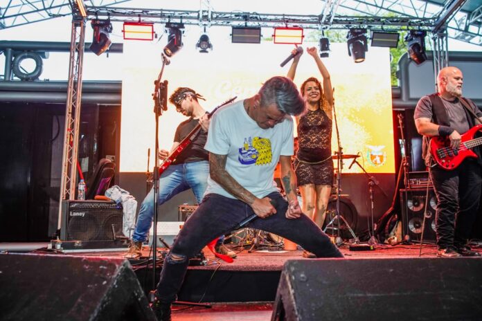 festa-da-cerveja-reune-8-mil-pessoas-em-tres-dias-e-movimenta-turismo-e-economia-em-colombo
