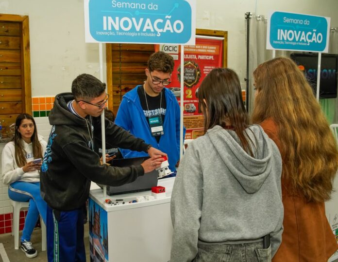 semana-da-inovacao-reune-ciencia,-tecnologia-e-novas-ideias,-no-primeiro-dia
