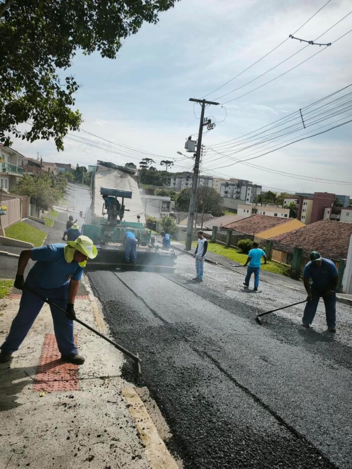 rua-porto-rico-recebe-novo-asfalto-em-obra-que-integra-pacote-de-21-vias